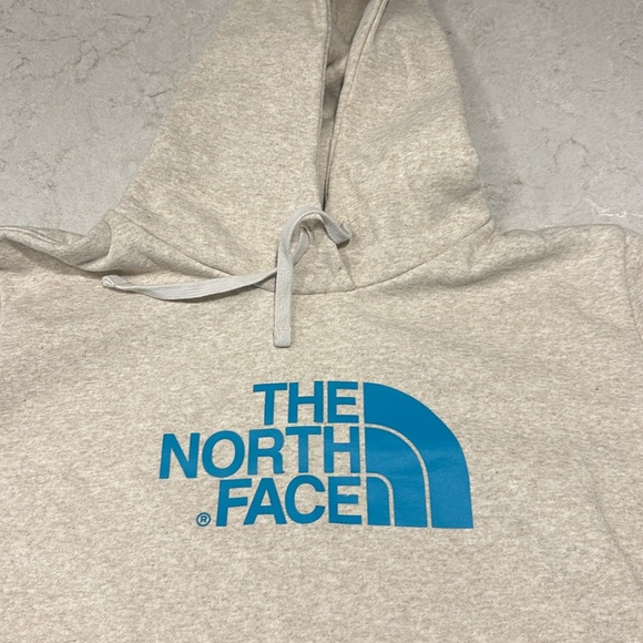 NWOT THE NORTH FACE HOODIE SWEATSHIRT - Picture 1 of 5